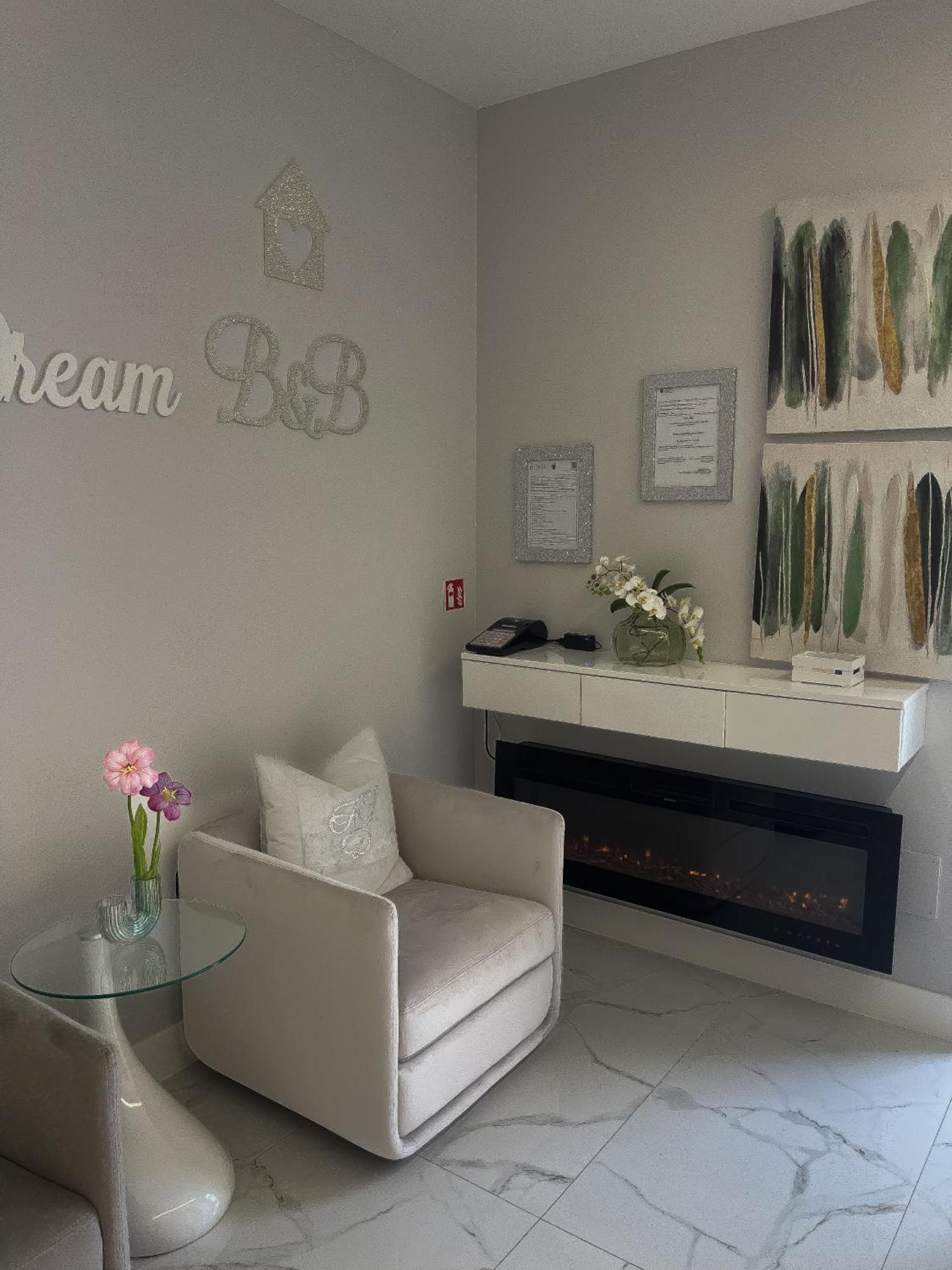 Alissa Suite Рим Екстер'єр фото