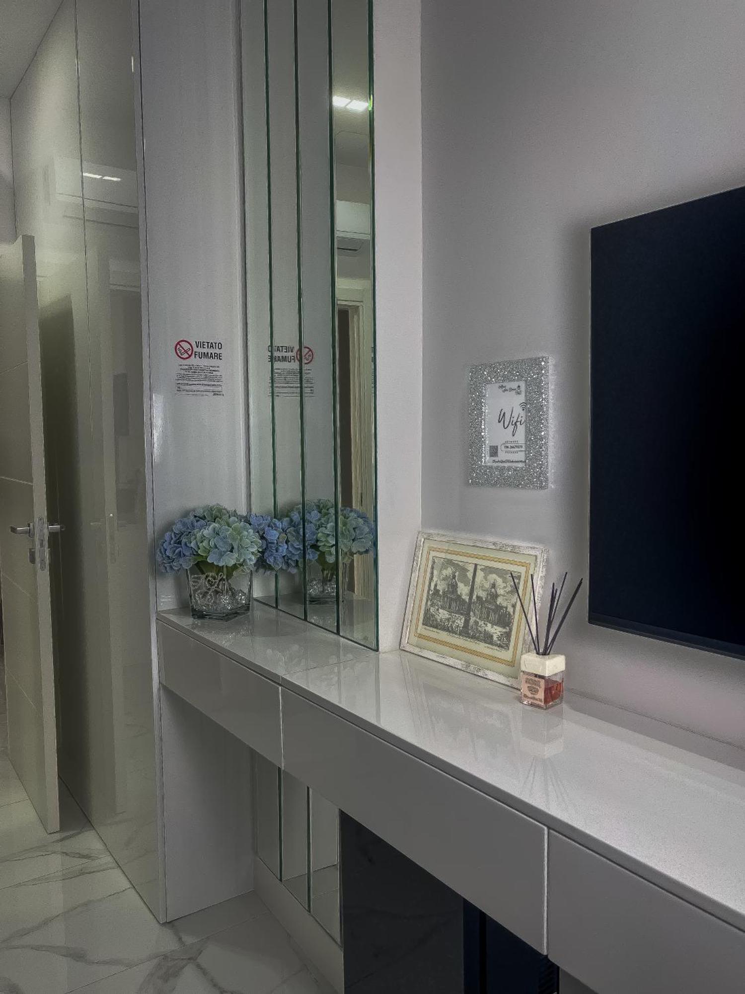 Alissa Suite Рим Екстер'єр фото